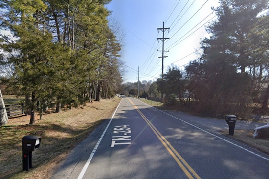 Early Morning Single-Vehicle Crash in Brentwood Claims Life of Young Woman