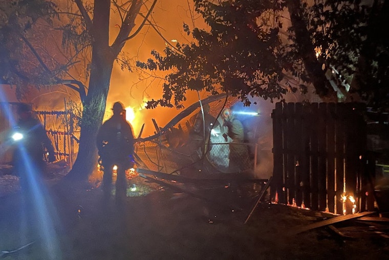 East Austin Garage Fire Contained, Power Outages Affect Nearby Residents