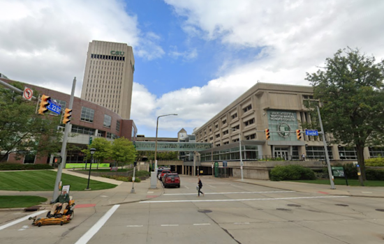 Explore Graduate Paths at Cleveland State University's Networking Social on April 28