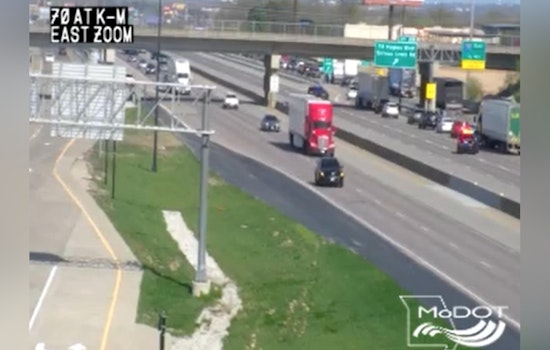 Fatal Motorcycle Crash on I-70 in O'Fallon, Missouri Leads to Highway Closure and Investigation