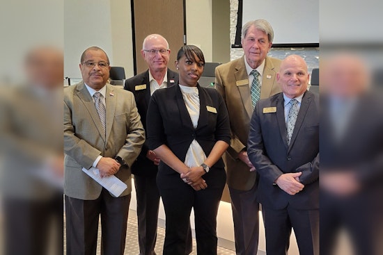 Fayetteville's Councilwoman Dr. Niyah Glover Honored with Prestigious Yellow Rose Servant Leadership Award for Mental Health Advocacy