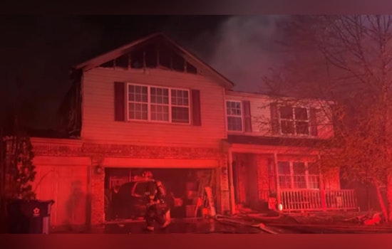 Firefighter Among Three Injured as Blaze Engulfs Three Homes on Indianapolis' West Side