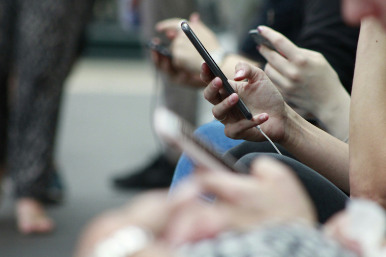 Florida's Under-16 Social Media Law Faces Renewed Legal Challenge Over First Amendment Rights