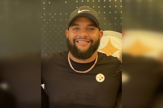 Former NFL Star Roosevelt Nix Introduces 'Playa Bowls' to Phoenix with Festive Grand Opening on Saturday