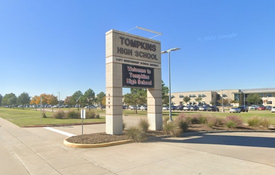 Fort Bend ISD Debates Controversial Gender Policy Amid Community Division and Pending Vote