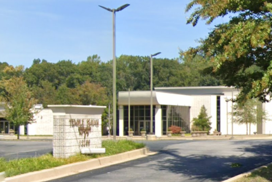 Fulton's Temple Isaiah Holds Moving Yom HaShoah Memorial, Descendants of Holocaust Survivors and Liberators Unite