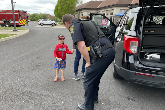 Gahanna Police Join Forces with YMCA to Celebrate Healthy Kids Day, Build Community Ties