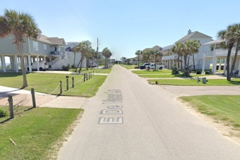 Galveston Community Rallies in Search for Missing Woman Amid Fears of Possible Drowning