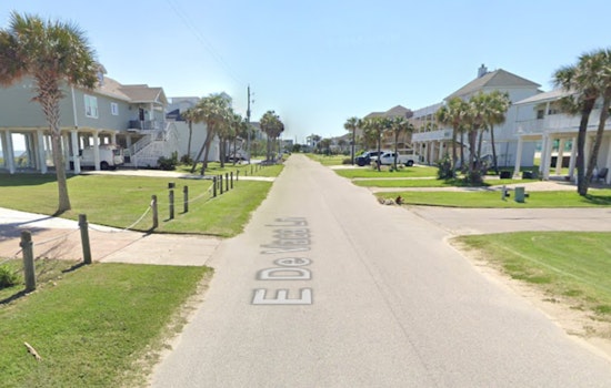 Galveston Community Rallies in Search for Missing Woman Amid Fears of Possible Drowning