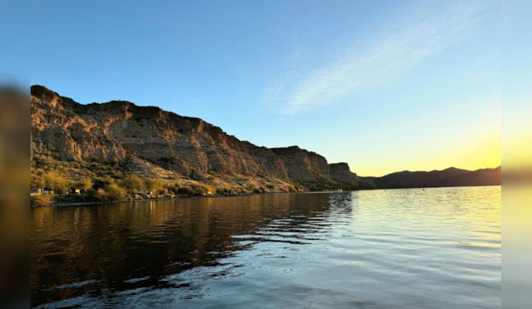 Golden Algae Blooms Linked to Fish Deaths in Arizona's Saguaro and Canyon Lakes, Prompting Warnings and Investigation