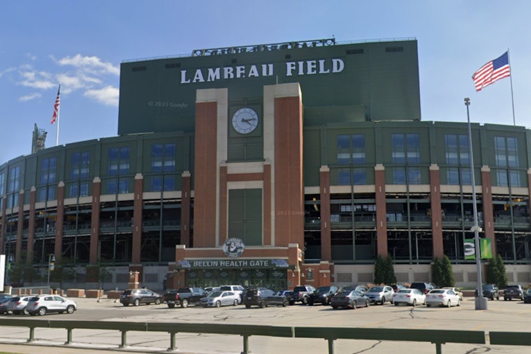 Green Bay Rental Market Adjusts as NFL Draft Nears, Homeowners Slash Prices Amidst Cooling Demand