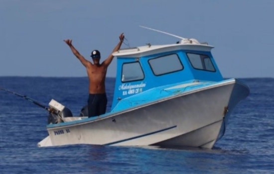 Hawaiʻi Island Police Seek Public's Help in Locating Missing Fisherman Earl Hind and His Vessel