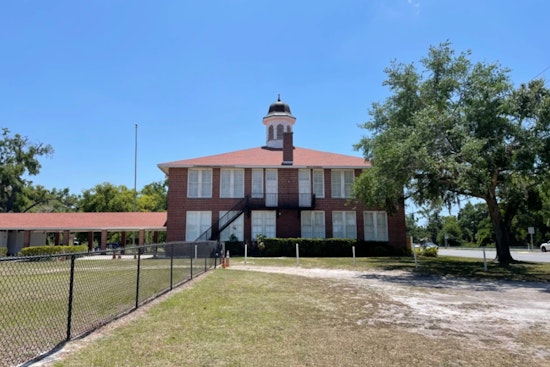 Historic Old Lutz Schoolhouse Preserves Educational Legacy in Hillsborough County