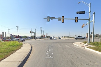 Homeless Man Fatally Struck by 18-Wheeler on San Antonio's IH-10, Driver At Large
