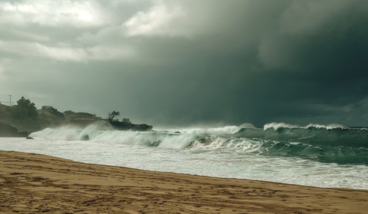Honolulu Braces for Week of Mixed Weather with Light Winds, Thunderstorms, and Trade Winds