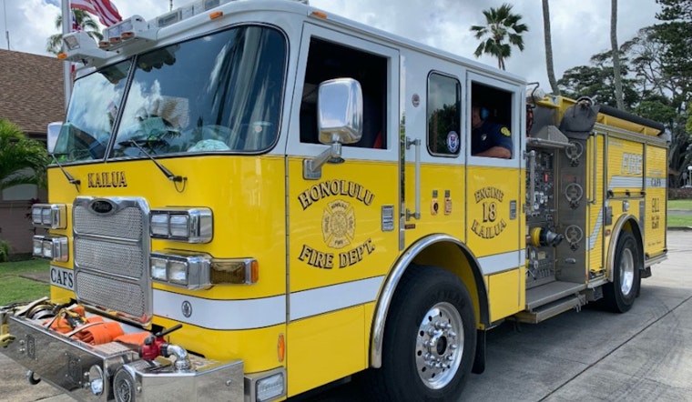 Honolulu Fire Department Rapidly Extinguishes Moanalua Residential Blaze; Investigation Underway