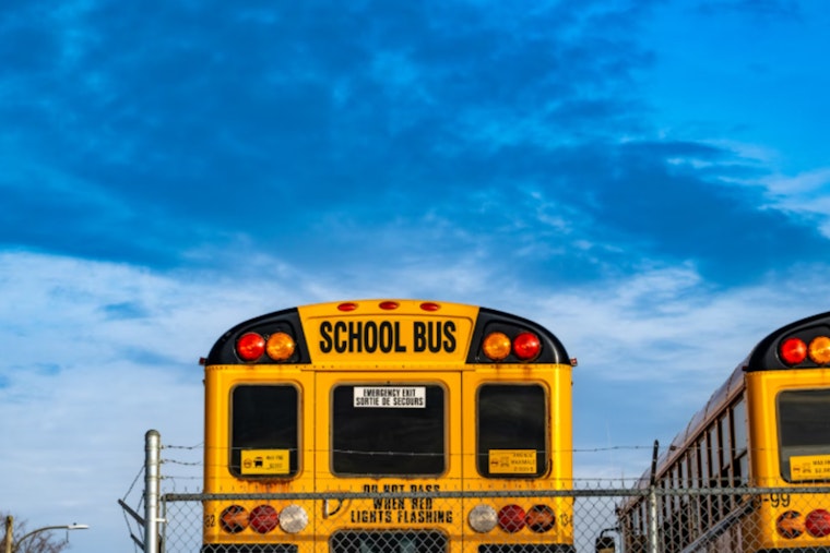 Houston ISD Partners with METRO to Offer Free Rides for Eligible High Schoolers Starting 2025-2026 School Year