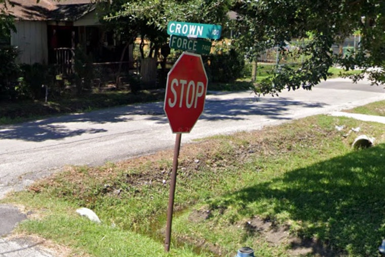 Houston Police Apprehend Three Suspects After Officer Fires at Stolen Mustang During Chase