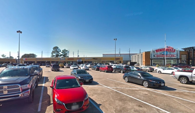 Houston Police Investigate Apparent Murder/Suicide in Northwest Freeway Strip Mall Shooting