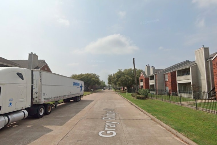 Houston Police Seek Witnesses After 68-Year-Old Man Wounded in West Harris County Apartment Shooting