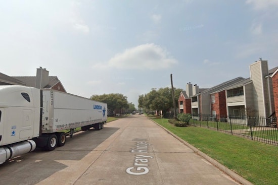 Houston Police Seek Witnesses After 68-Year-Old Man Wounded in West Harris County Apartment Shooting