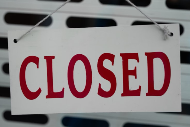 Houston Retail and Dining Scene Adjusts Hours for Easter 2025, Shoppers Anticipate Closures and Limited Services