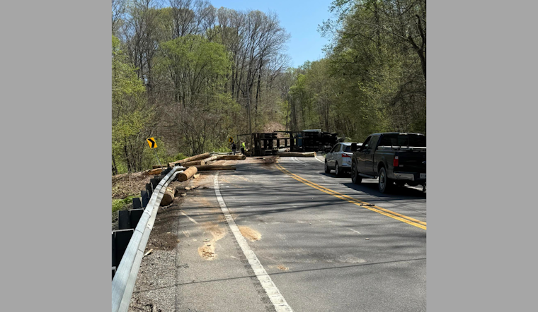 Hwy 100 Closed Near Wrigley Curves Due to Log Truck Rollover, Hickman County Commuters Face Detours