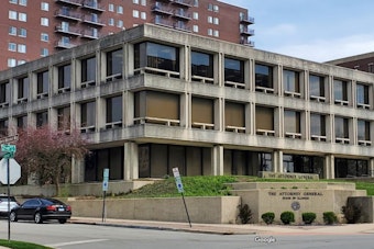 Illinois Leads 25-State Charge Against Trump Admin Over AmeriCorps Cuts; Raoul Brands Move as 'Unconstitutional'