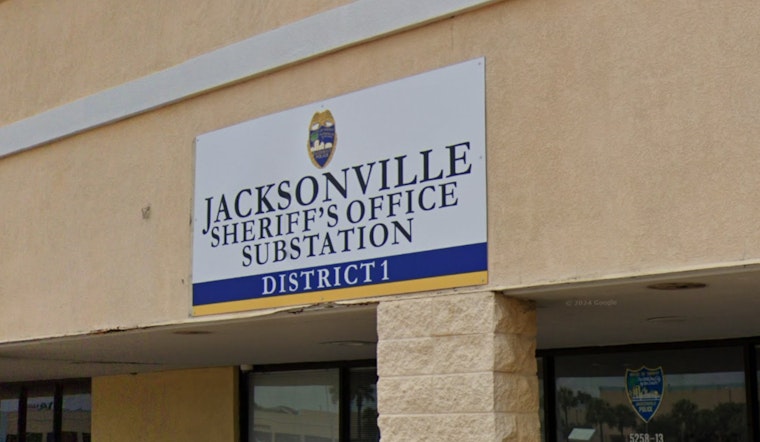 Jacksonville Police Wound Armed Man in Standoff, Officers Placed on Leave During Investigation