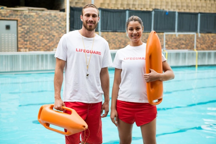 Jacksonville Seeks Summer Lifeguards and Pool Managers, Competitive Wages Offered