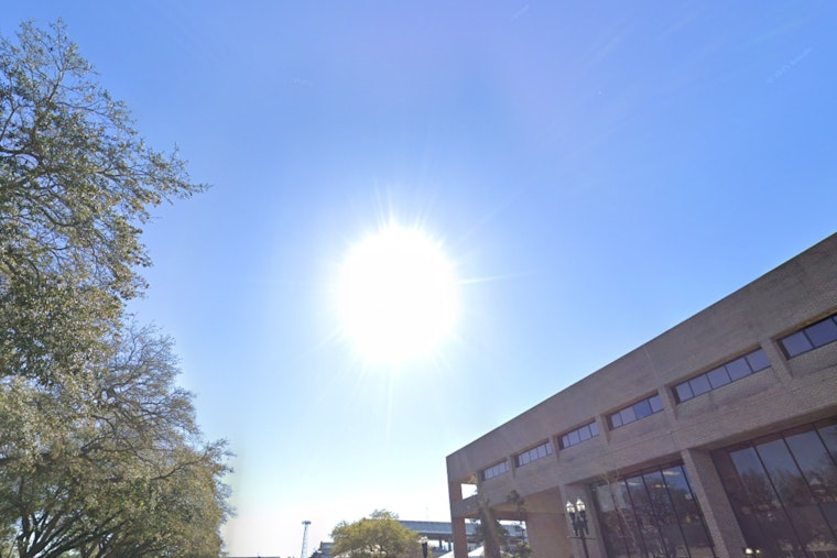 Jacksonville Warned of Evening Storms Following Sunny and Windy Day, Says National Weather Service