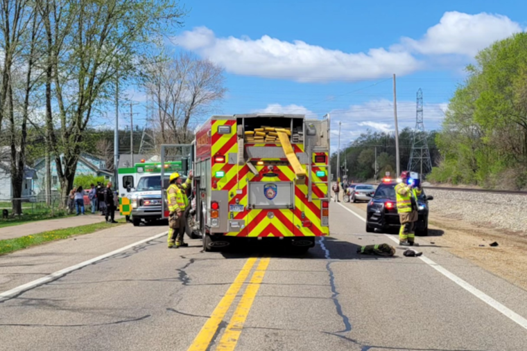 Kalamazoo Deputy's Cruiser Flips in Triple-Vehicle Rollover Crash on East Michigan Ave in Comstock Township