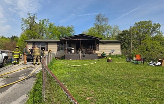 Knoxville Community Mourns Tragic Loss as Fire Engulfs Home, Ten Dogs Perish Despite Rural Metro Fire's Brave Efforts