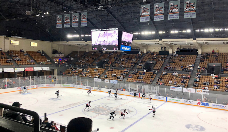 Knoxville Ice Bears Narrowly Defeated in Double Overtime of SPHL Finals Opener at Civic Coliseum