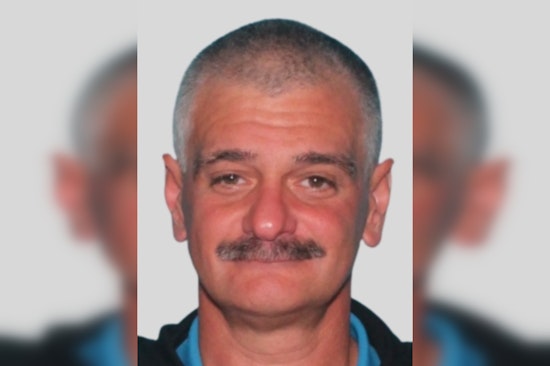 Knoxville Police Department Seeks Public Help in Locating Man with Sex Offender Violation Warrants