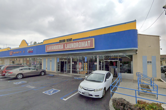 LAFD Extinguishes Laundromat Blaze in South Los Angeles Strip Mall in Under 15 Minutes, No Injuries Reported