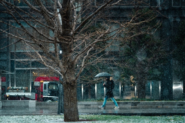 Las Vegas Braces for Unseasonable Chill and Showers; Snow Expected in Higher Elevations