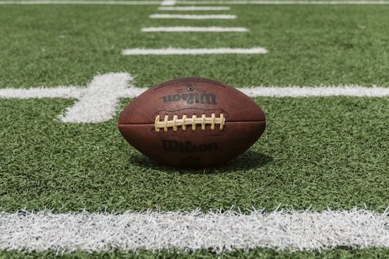 Las Vegas Raiders Eye Offensive Revamp with Potential High Stakes Draft Picks