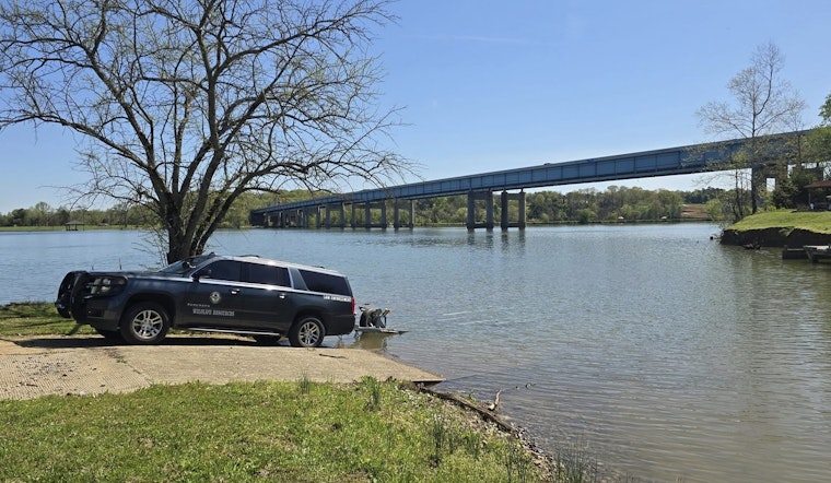Loudon County Mourns as Recovery Efforts Conclude with the Finding of Second Teen's Body After Tragic Fall from I-75 Bridge