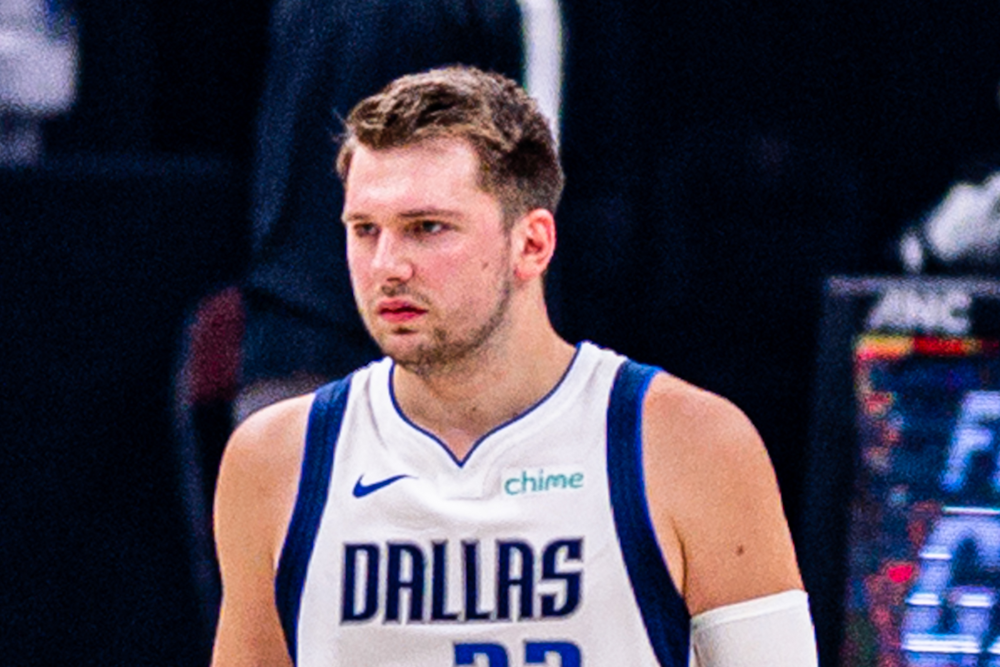 Luka Dončić Donates $5,000 to Restore Vandalized Kobe Bryant Mural in Los Angeles