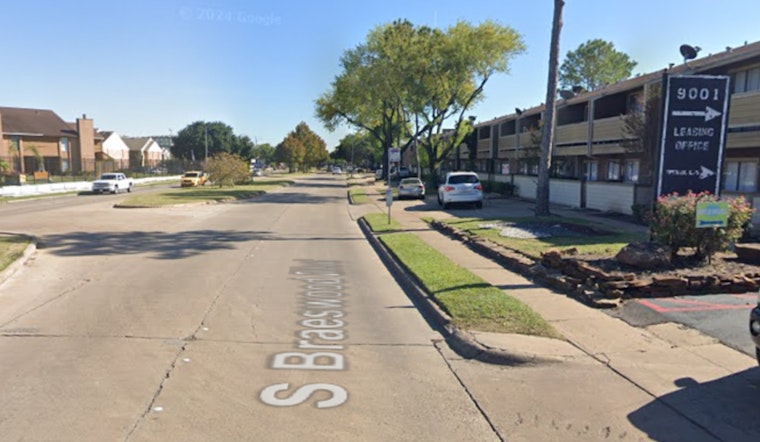 Man Fatally Stabbed in Southwest Houston Apartment, Female Suspect Detained by Police
