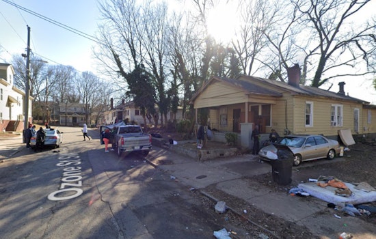 Man Injured in Late-Night Gun Violence on Ozone Street in Atlanta as Police Investigation Continues