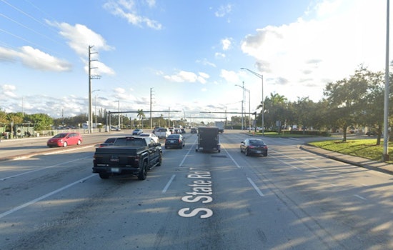 Man Stabbed Multiple Times on Broward County Bus as Suspect Remains at Large, BSO Investigates