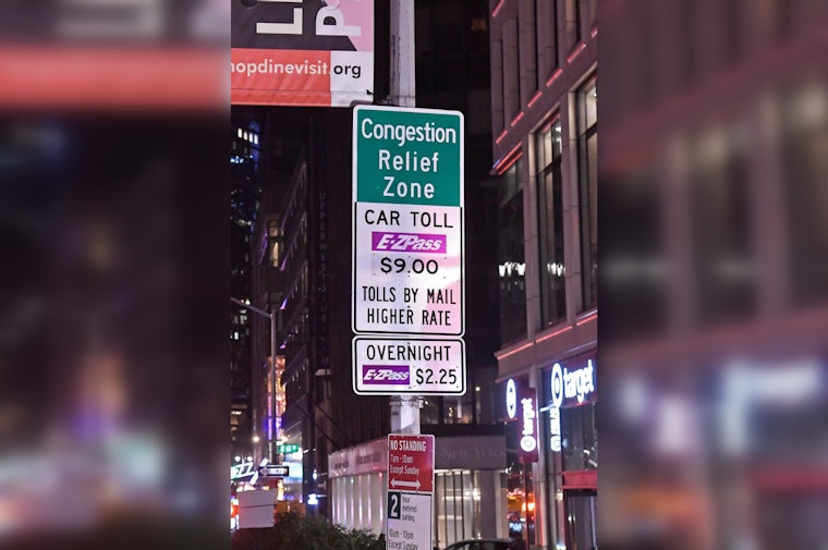 Manhattan's Congestion Pricing Program Defended by NY Gov. Hochul Despite Federal Pushback and Extension of Conflict