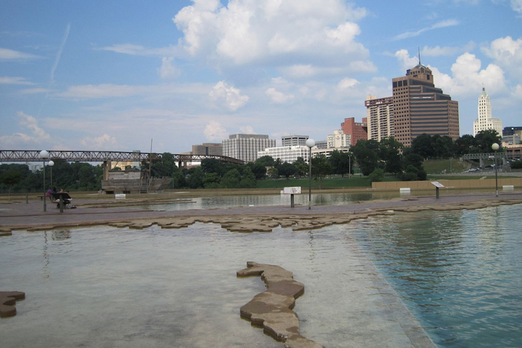 Memphis Braces for Mississippi River Flooding, NWS Issues Warning With Predicted Crest of 36 Feet