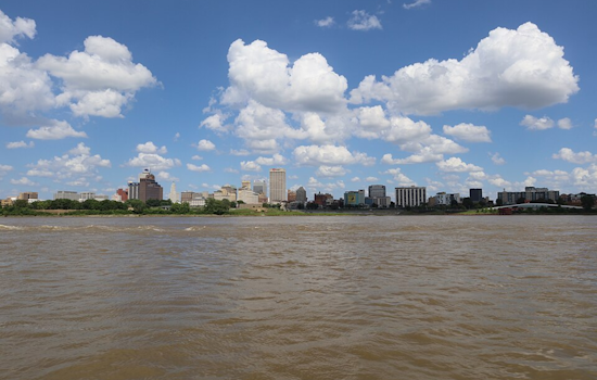 Memphis on Alert: NWS Issues Flood Warning for Mississippi River as Water Levels Threaten Infrastructure
