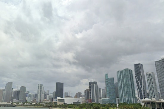 Miami Braces for Showers and Gusts as Weekend Rainfall Aims to Ease Drought Concerns