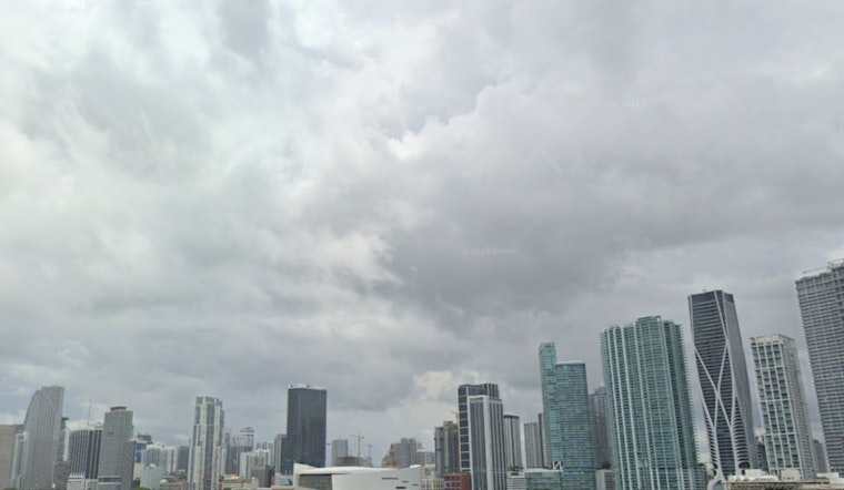 Miami Braces for Showers and Gusts as Weekend Rainfall Aims to Ease Drought Concerns