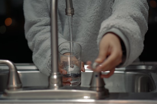 Miami-Dade Water Fluoridation Debate Heats Up as Mayor Considers Veto Against Commission's Ban