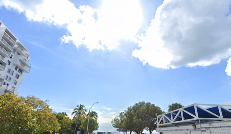 Miami Enjoys Sunny Skies and Steady Breezes with Minimal Rain Chances